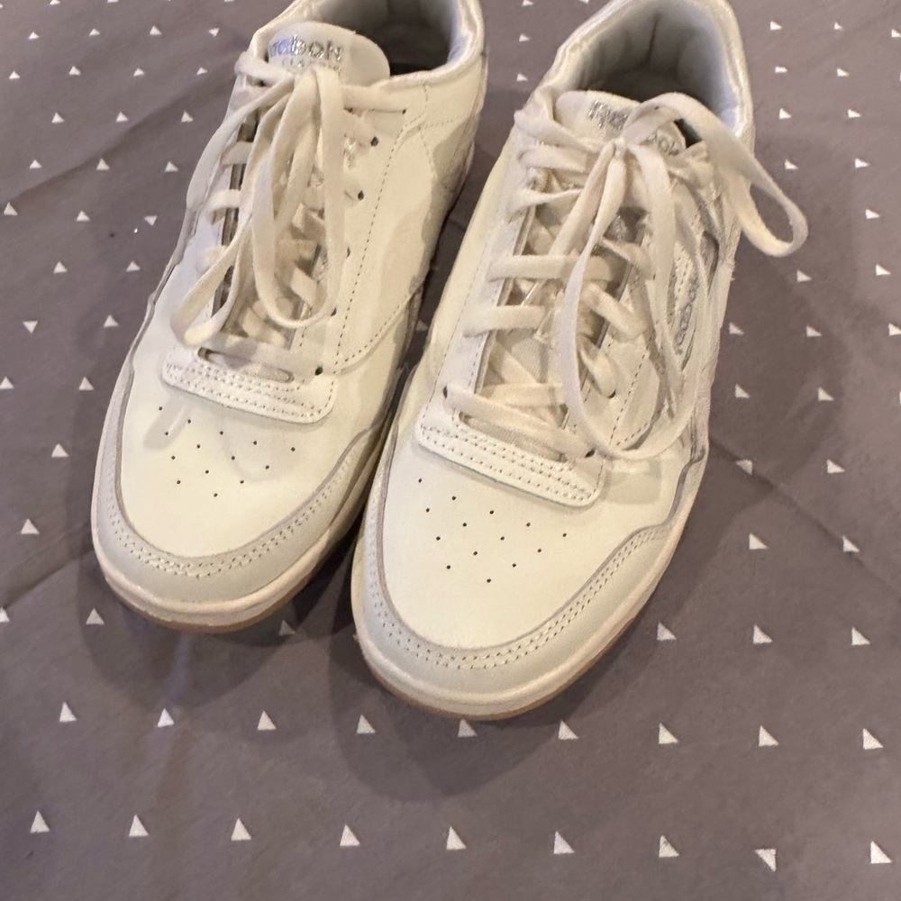 Reebok Classic White Lace-Up Shoes